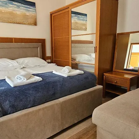 Adriatic Apartamento *